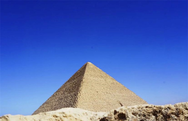 最新的发现 埃及声称找到了运送金字塔石块的运河（胡夫支流）