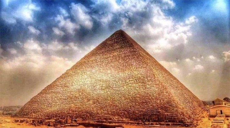 金字塔是在哪个年代成功建造的 它的真实用途究竟是什么？