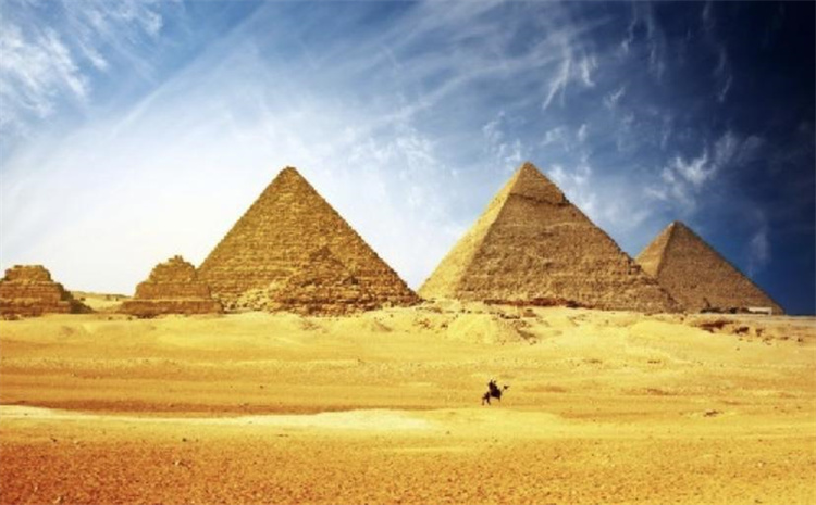 关于金字塔的秘密曝光 它与外星文明之间的惊人关系（无法定夺）