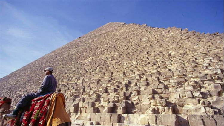 古埃及文明灭亡 为什么说罪魁祸首是金字塔？（消耗巨大）
