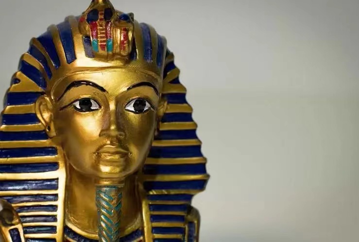 古埃及的国王为什么都叫“法老”原来一点都不神秘（法老的地位）